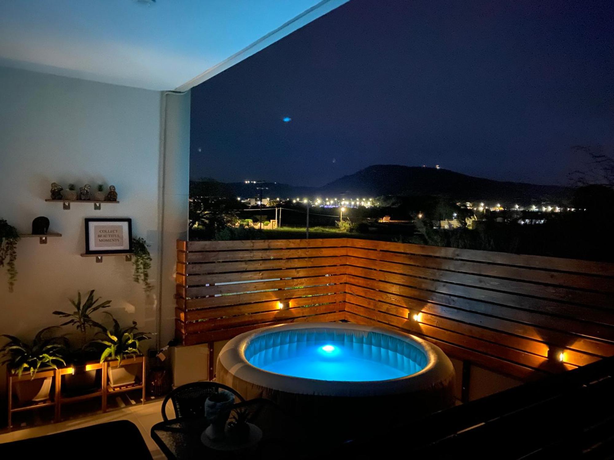 Marvinas Seaside Apartments, Gaia Apartment & Hydor Jacuzzi Apartment Kremastí Eksteriør billede
