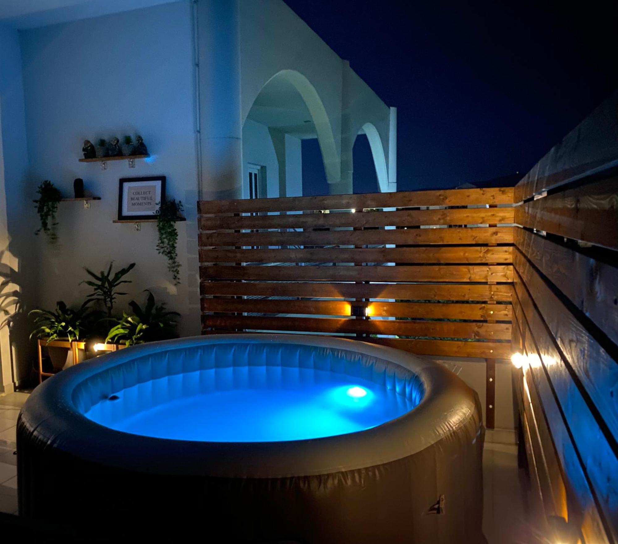 Marvinas Seaside Apartments, Gaia Apartment & Hydor Jacuzzi Apartment Kremastí Eksteriør billede